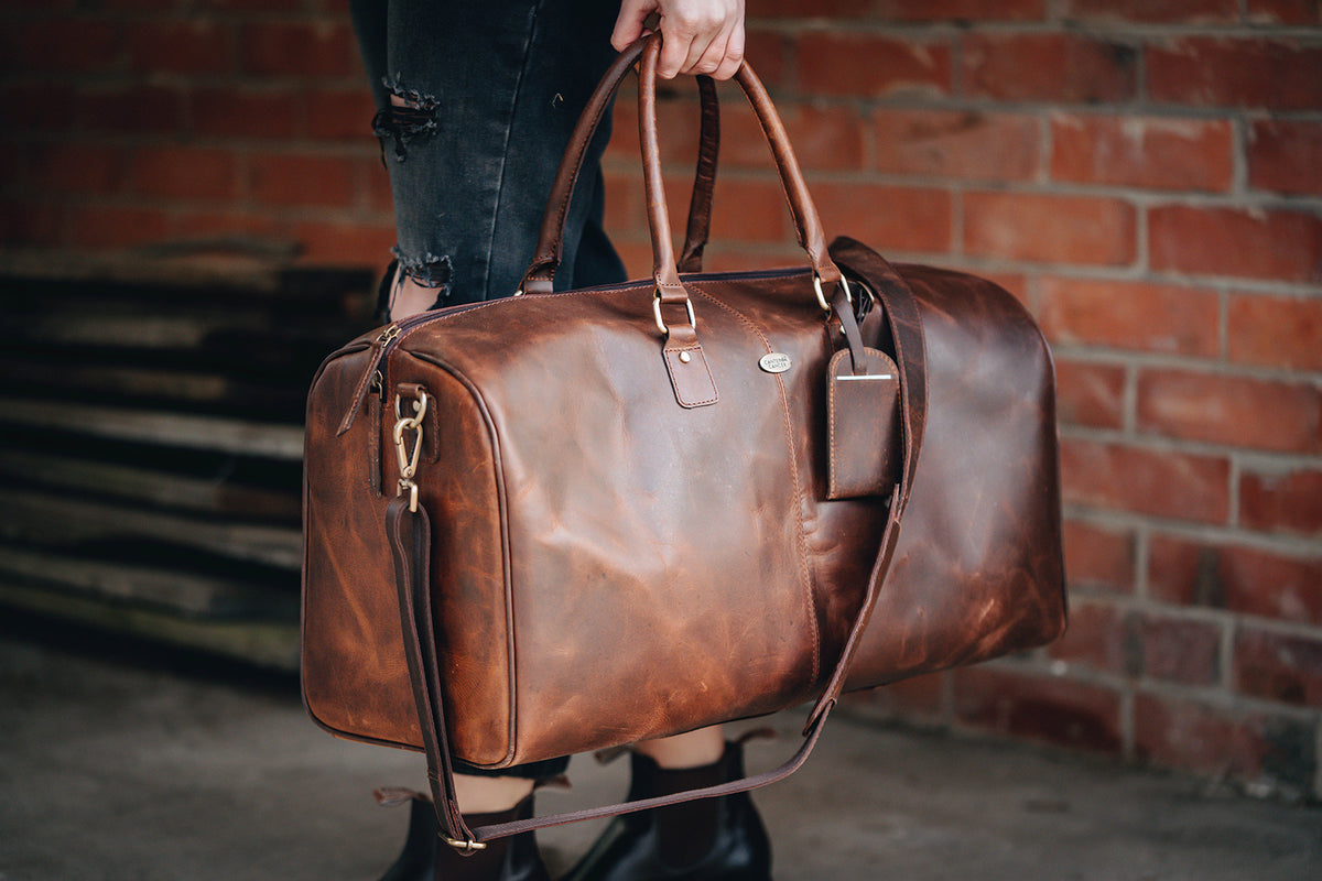 Leather travel bag nz on sale